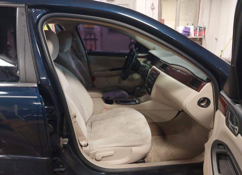 Photo 5 of 2011 Chevrolet Impala LT (VIN 2G1WB5EK1B1226656)