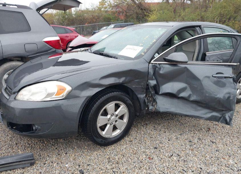 Photo 6 of 2010 Chevrolet Impala LT (VIN 2G1WB5EK2A1134213)