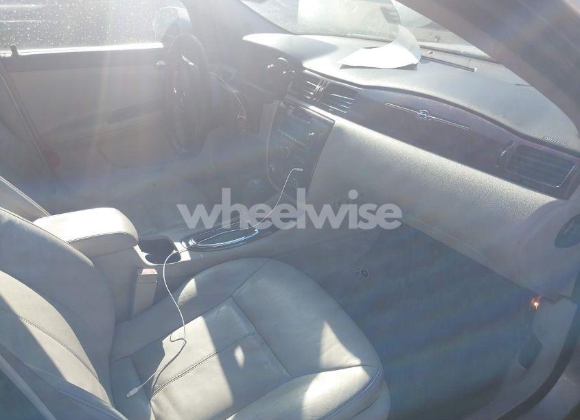 Photo 5 of 2010 Chevrolet Impala LT (VIN 2G1WB5EK2A1158060)