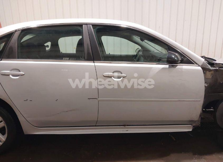 Photo 13 of 2011 Chevrolet Impala LT (VIN 2G1WB5EK2B1107594)