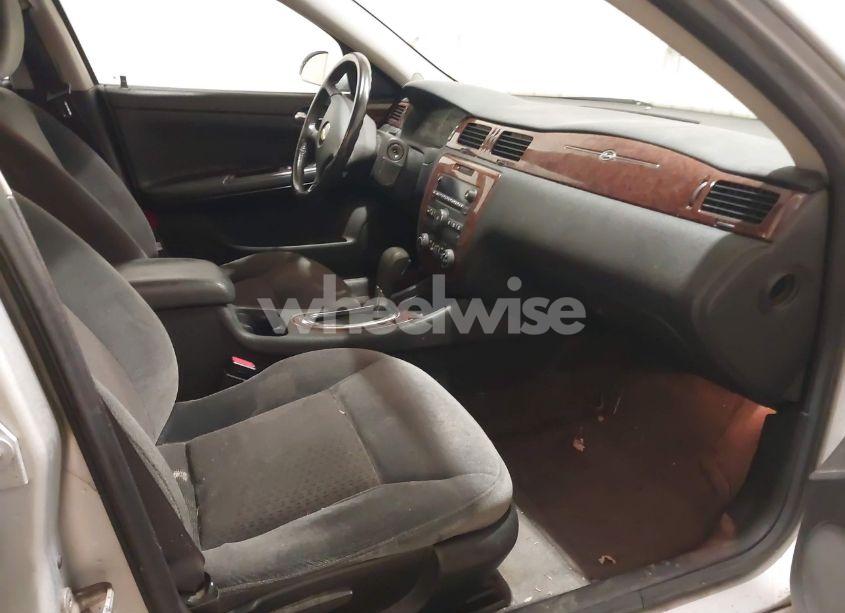 Photo 5 of 2011 Chevrolet Impala LT (VIN 2G1WB5EK2B1107594)