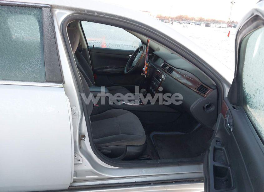 Photo 5 of 2010 Chevrolet Impala LT (VIN 2G1WB5EK3A1129070)