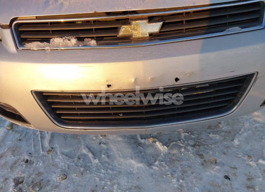 Photo 6 of 2010 Chevrolet Impala LT (VIN 2G1WB5EK3A1129070)