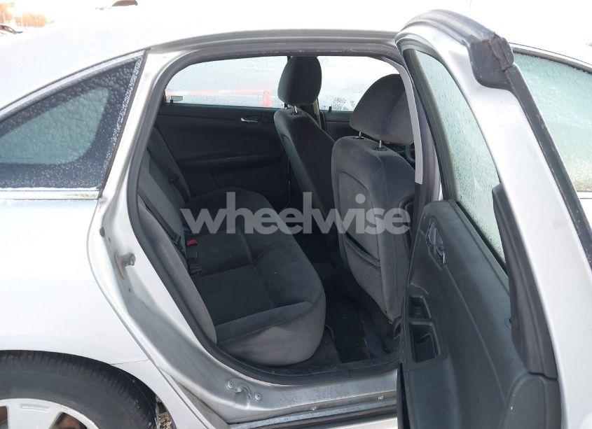 Photo 8 of 2010 Chevrolet Impala LT (VIN 2G1WB5EK3A1129070)