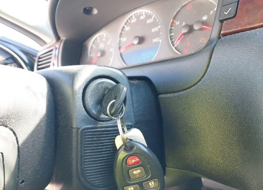 Photo 11 of 2010 Chevrolet Impala LT (VIN 2G1WB5EK3A1129764)