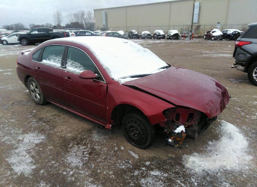 2010 Chevrolet Impala LT (VIN 2G1WB5EK3A1137086) main photo