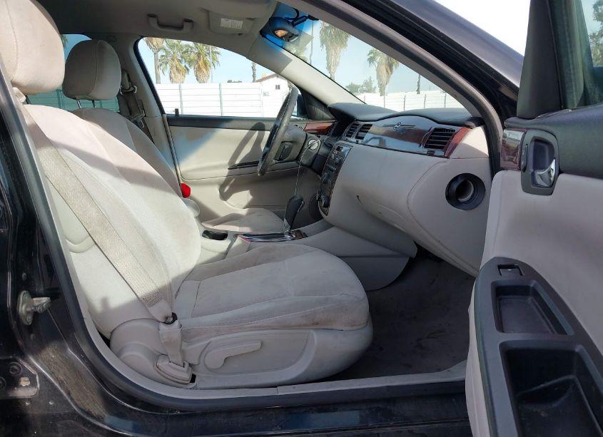 Photo 5 of 2010 Chevrolet Impala LT (VIN 2G1WB5EK3A1174798)