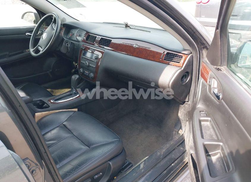 Photo 5 of 2010 Chevrolet Impala LT (VIN 2G1WB5EK3A1204768)