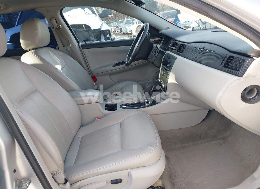 Photo 5 of 2011 Chevrolet Impala LT (VIN 2G1WB5EK3B1114098)