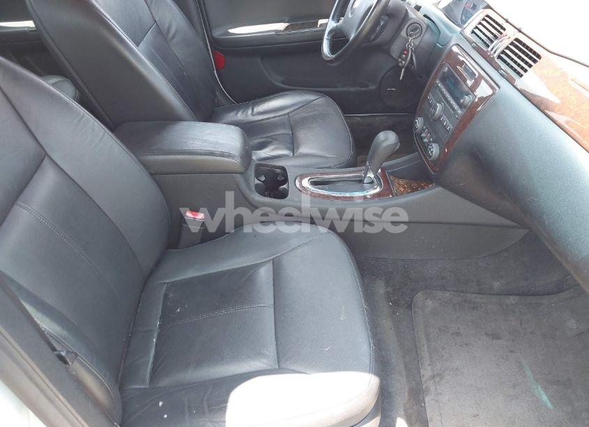 Photo 5 of 2011 Chevrolet Impala LT (VIN 2G1WB5EK3B1322871)