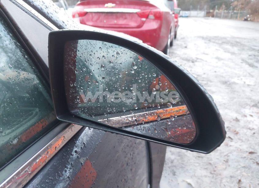 Photo 5 of 2011 Chevrolet Impala LT (VIN 2G1WB5EK4B1193989)