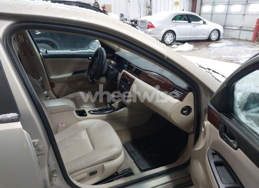 Photo 5 of 2011 Chevrolet Impala LT (VIN 2G1WB5EK4B1252376)