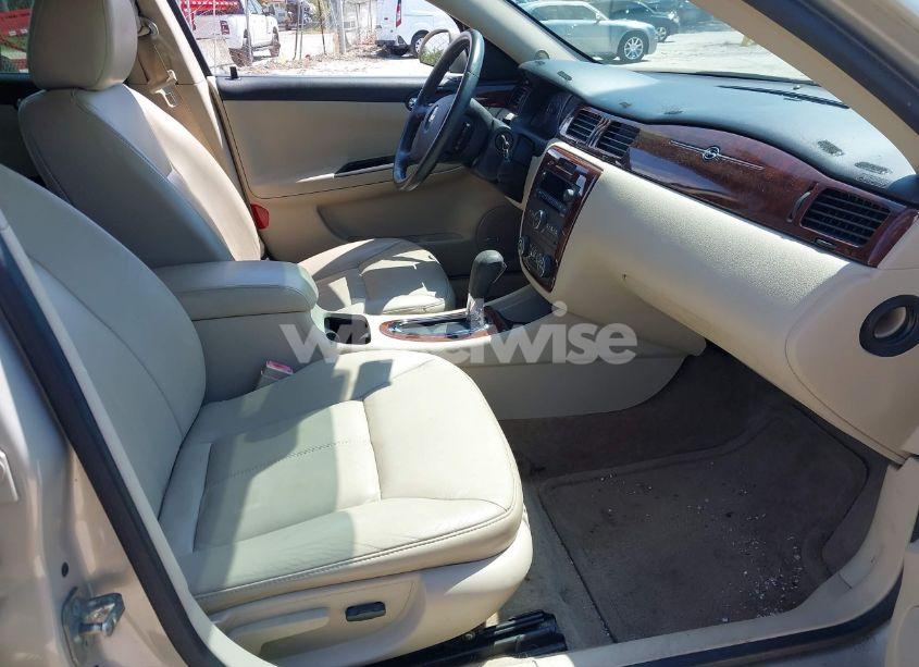 Photo 5 of 2010 Chevrolet Impala LT (VIN 2G1WB5EK5A1122492)