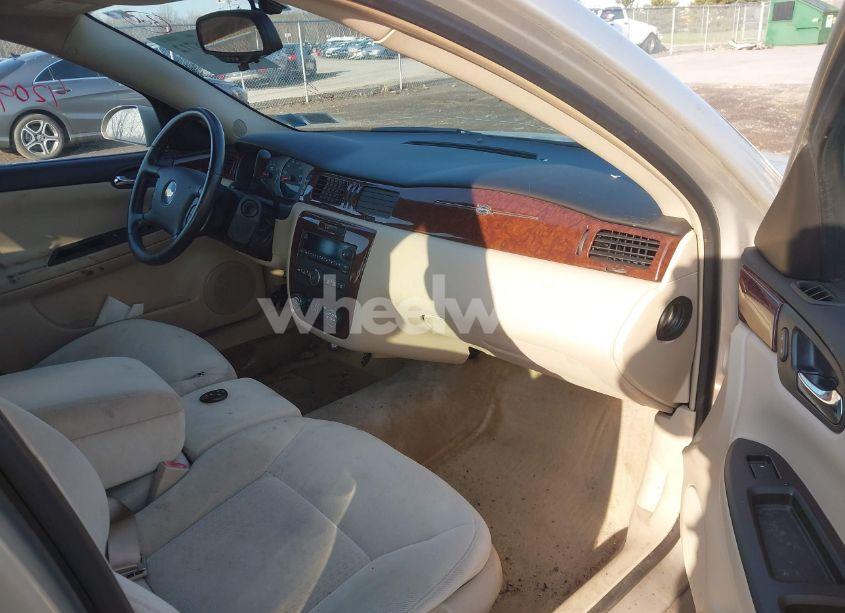 Photo 5 of 2011 Chevrolet Impala LT (VIN 2G1WB5EK5B1103670)