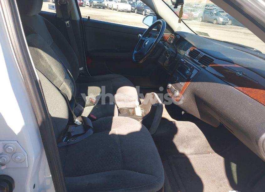 Photo 5 of 2011 Chevrolet Impala LT (VIN 2G1WB5EK5B1128083)