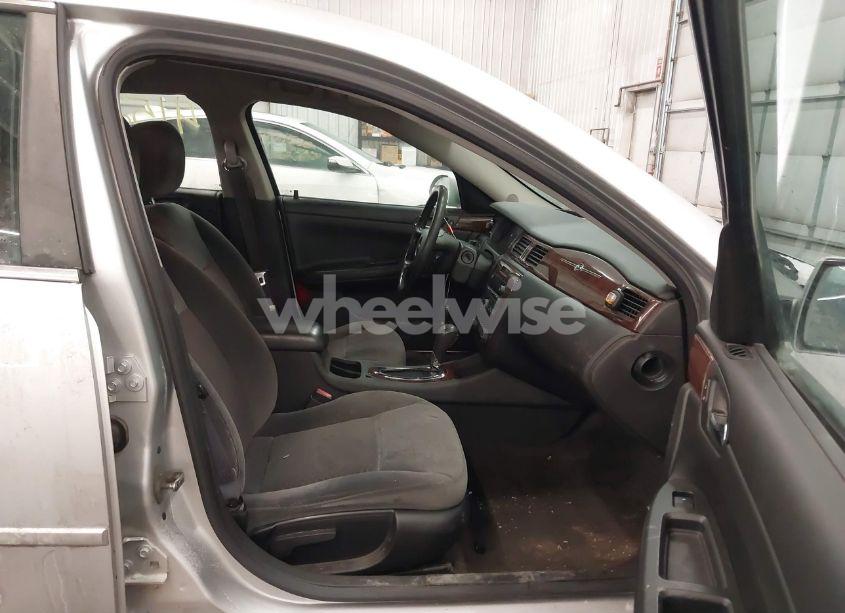 Photo 5 of 2011 Chevrolet Impala LT (VIN 2G1WB5EK5B1187344)