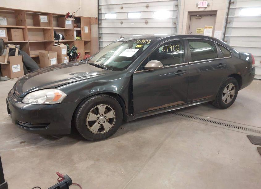 Photo 2 of 2010 Chevrolet Impala LT (VIN 2G1WB5EK6A1176366)