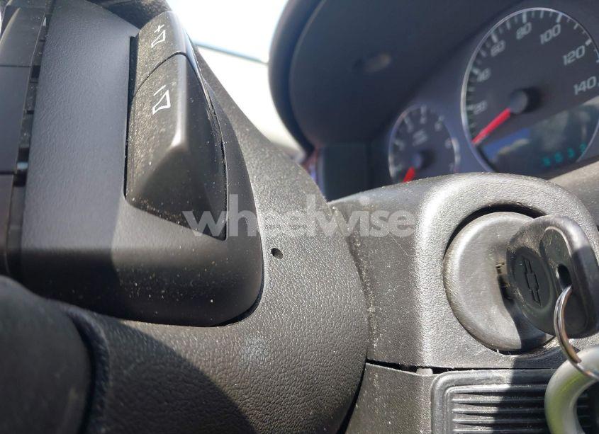 Photo 11 of 2011 Chevrolet Impala LT (VIN 2G1WB5EK6B1101331)