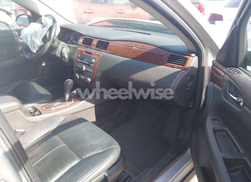 Photo 5 of 2011 Chevrolet Impala LT (VIN 2G1WB5EK6B1101331)