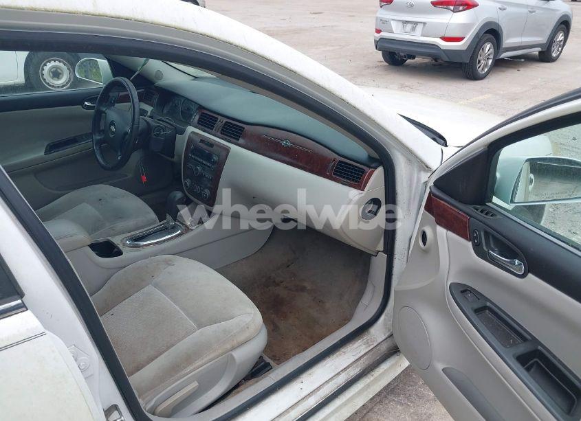 Photo 5 of 2010 Chevrolet Impala LT (VIN 2G1WB5EK7A1110506)