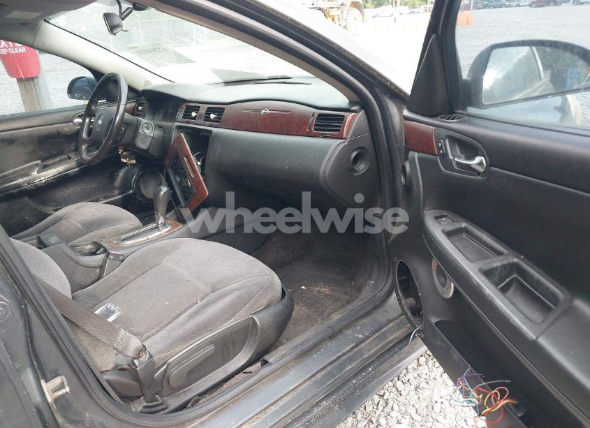 Photo 5 of 2010 Chevrolet Impala LT (VIN 2G1WB5EK8A1194819)