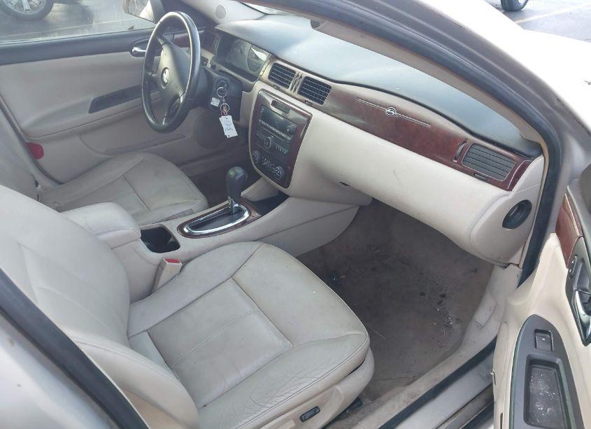 Photo 5 of 2010 Chevrolet Impala LT (VIN 2G1WB5EK9A1172750)