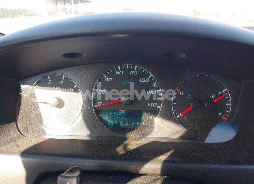 Photo 7 of 2010 Chevrolet Impala LT (VIN 2G1WB5EK9A1227522)