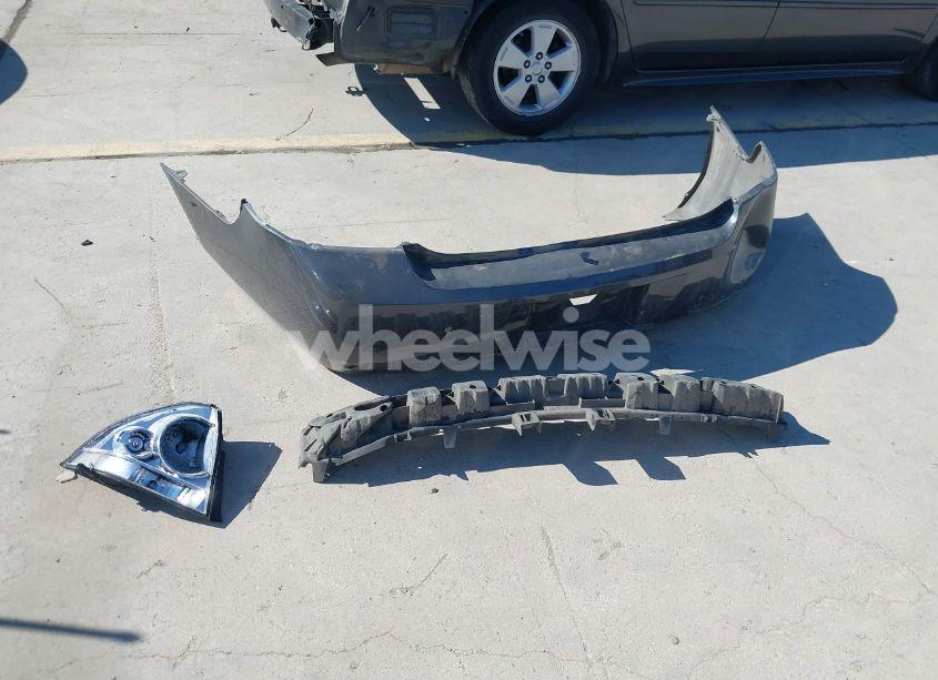 Photo 12 of 2010 Chevrolet Impala LT (VIN 2G1WB5EKXA1179061)