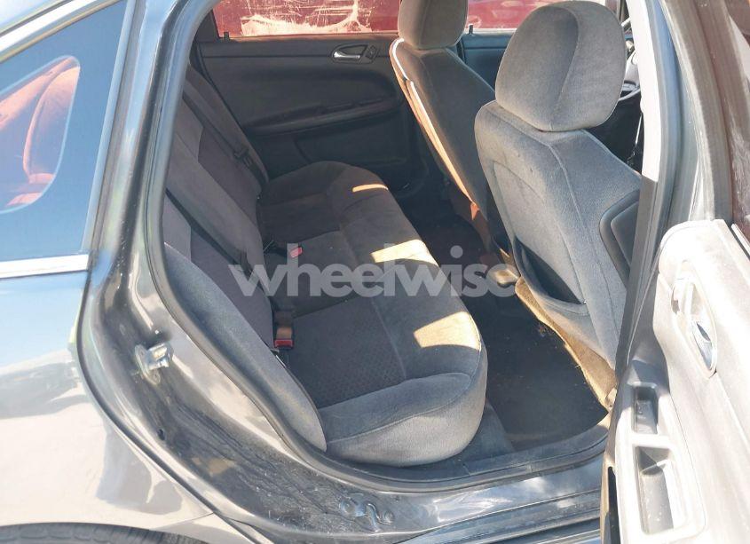 Photo 8 of 2010 Chevrolet Impala LT (VIN 2G1WB5EKXA1179061)