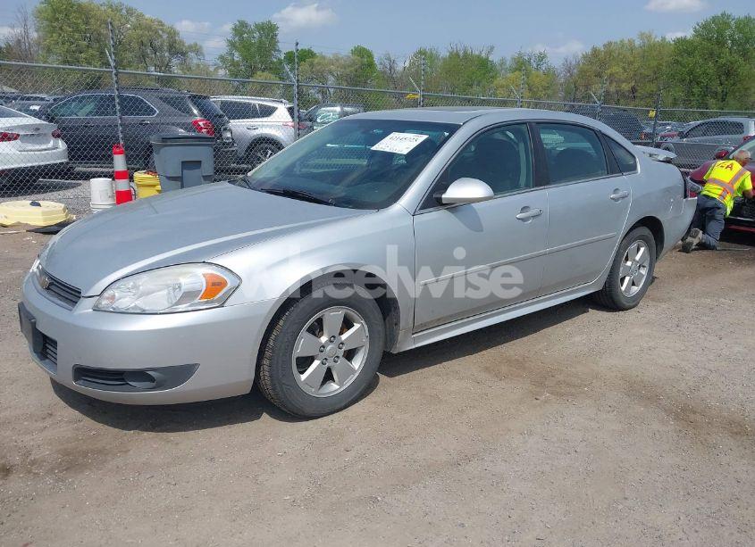 Photo 2 of 2010 Chevrolet Impala LT (VIN 2G1WB5EKXA1233779)