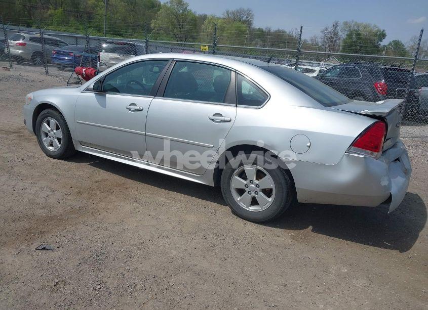 Photo 3 of 2010 Chevrolet Impala LT (VIN 2G1WB5EKXA1233779)