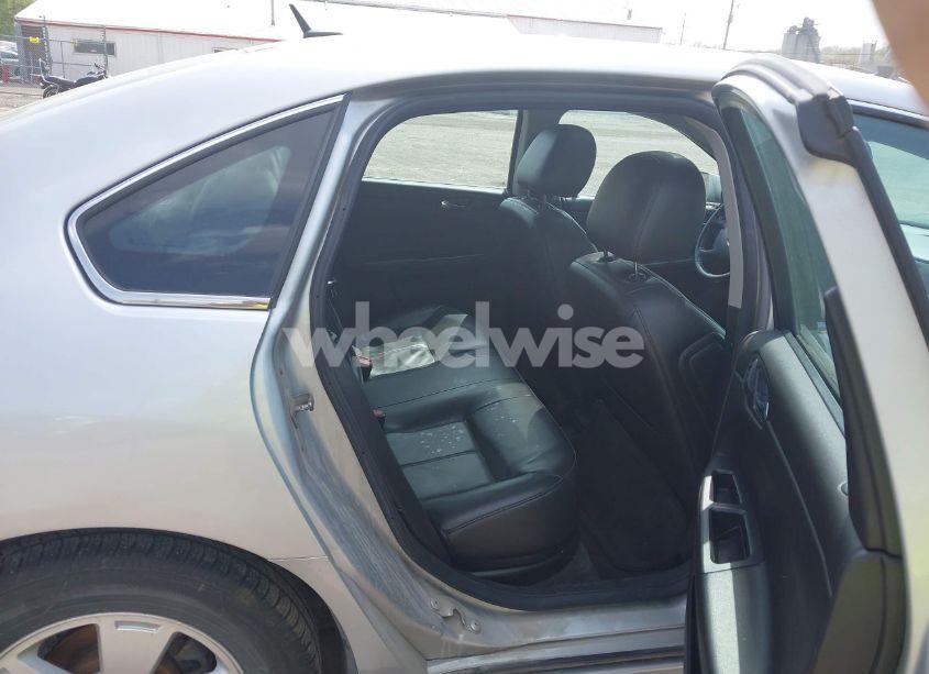 Photo 8 of 2010 Chevrolet Impala LT (VIN 2G1WB5EKXA1233779)