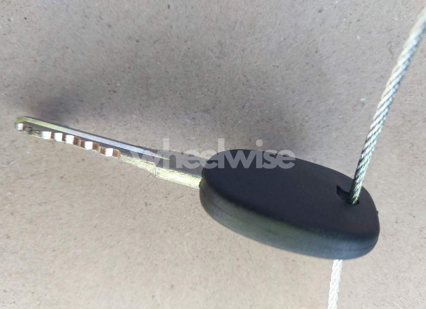 Photo 11 of 2010 Chevrolet Impala LT (VIN 2G1WB5EKXA1239999)