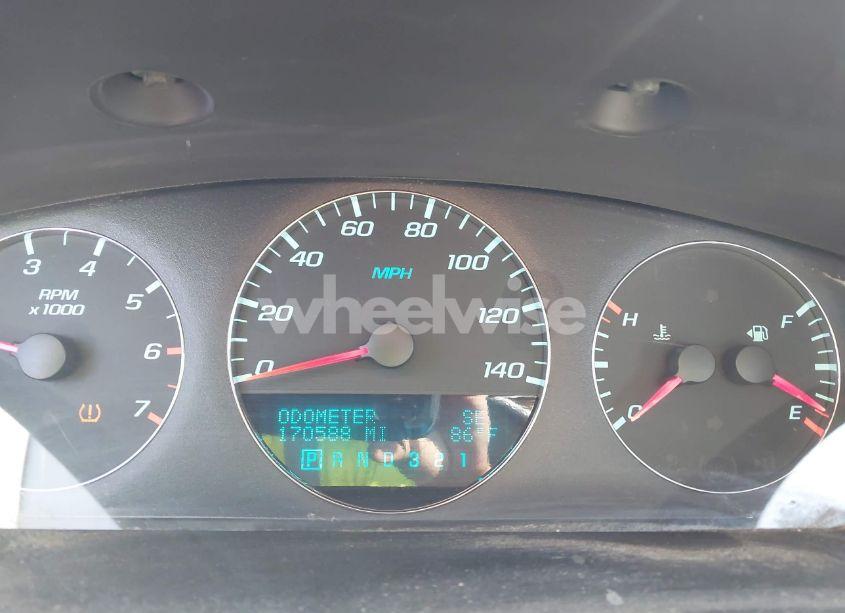 Photo 7 of 2010 Chevrolet Impala LT (VIN 2G1WB5EKXA1239999)