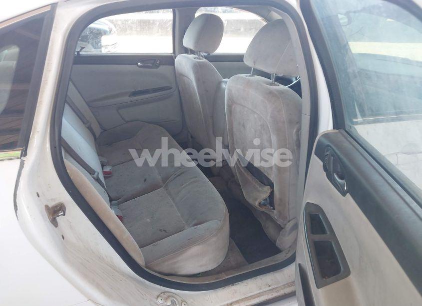 Photo 8 of 2010 Chevrolet Impala LT (VIN 2G1WB5EKXA1239999)