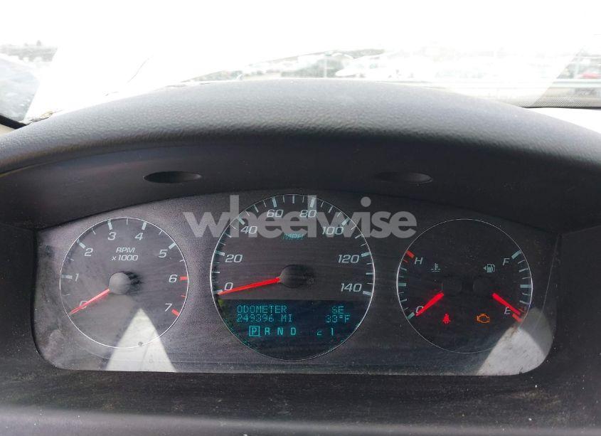 Photo 7 of 2011 Chevrolet Impala LT (VIN 2G1WB5EKXB1142965)