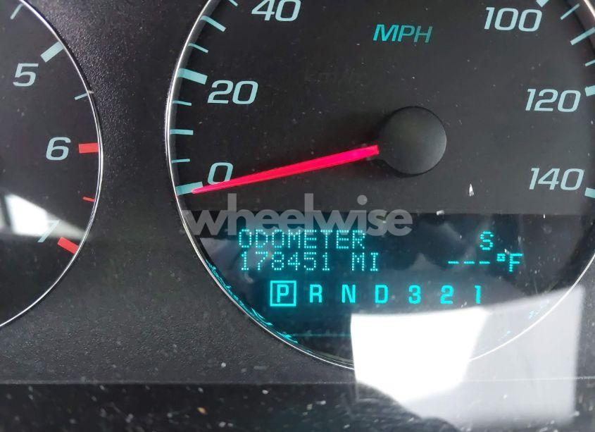 Photo 14 of 2011 Chevrolet Impala LT (VIN 2G1WB5EKXB1147860)