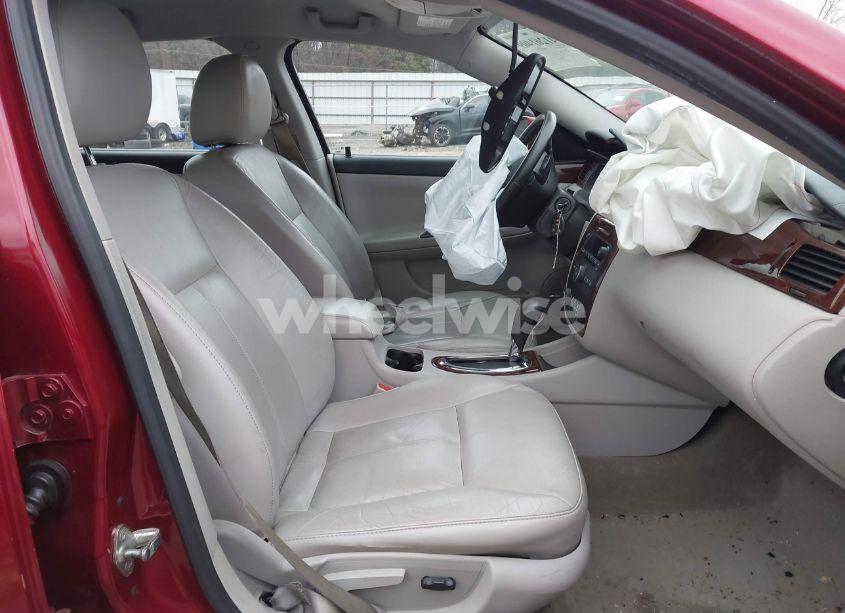 Photo 5 of 2011 Chevrolet Impala LT (VIN 2G1WB5EKXB1147860)