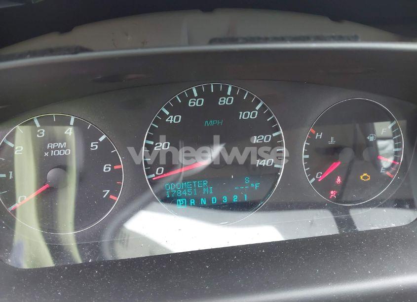 Photo 7 of 2011 Chevrolet Impala LT (VIN 2G1WB5EKXB1147860)