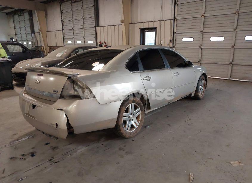 Photo 4 of 2011 Chevrolet Impala LT (VIN 2G1WB5EKXB1187548)