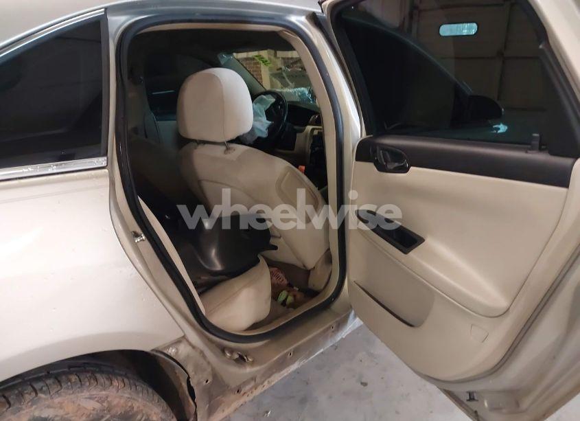 Photo 8 of 2011 Chevrolet Impala LT (VIN 2G1WB5EKXB1187548)