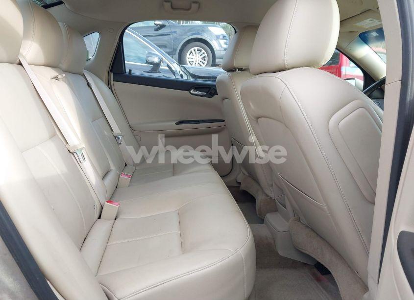 Photo 8 of 2011 Chevrolet Impala LT (VIN 2G1WB5EKXB1192636)