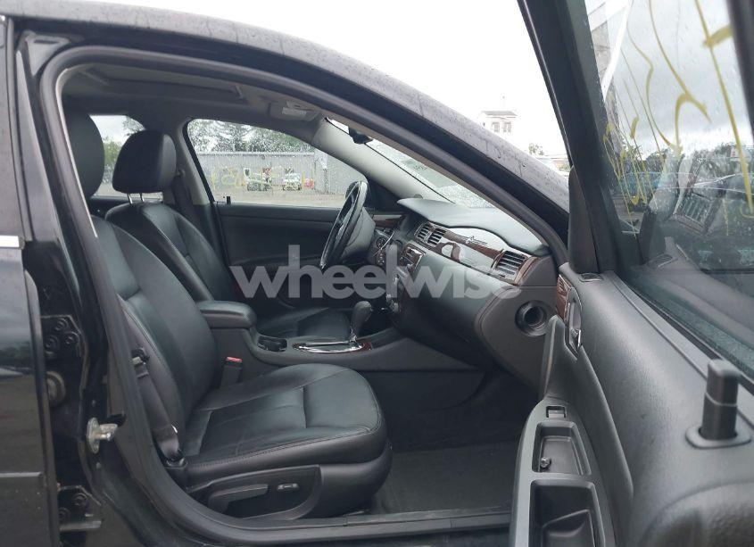 Photo 5 of 2011 Chevrolet Impala LT (VIN 2G1WB5EKXB1325279)