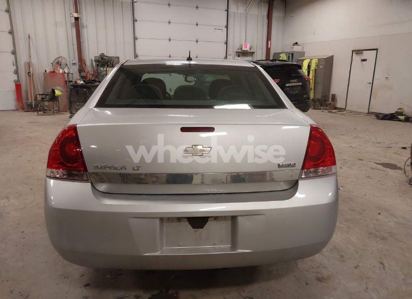 Photo 16 of 2011 Chevrolet Impala LT (VIN 2G1WB5EKXB1333625)