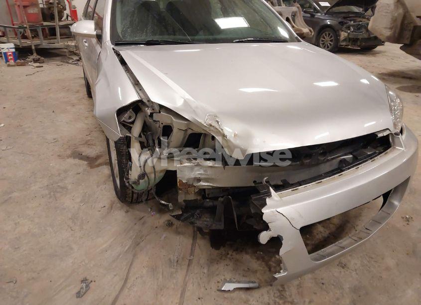 Photo 6 of 2011 Chevrolet Impala LT (VIN 2G1WB5EKXB1333625)