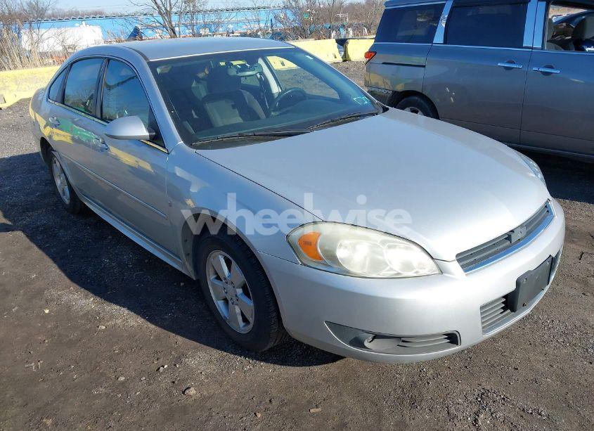 2010 Chevrolet Impala LT (VIN 2G1WB5EN0A1136231) main photo
