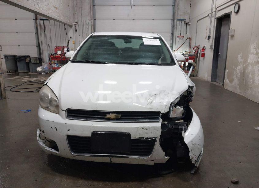 Photo 12 of 2010 Chevrolet Impala LT (VIN 2G1WB5EN1A1209249)