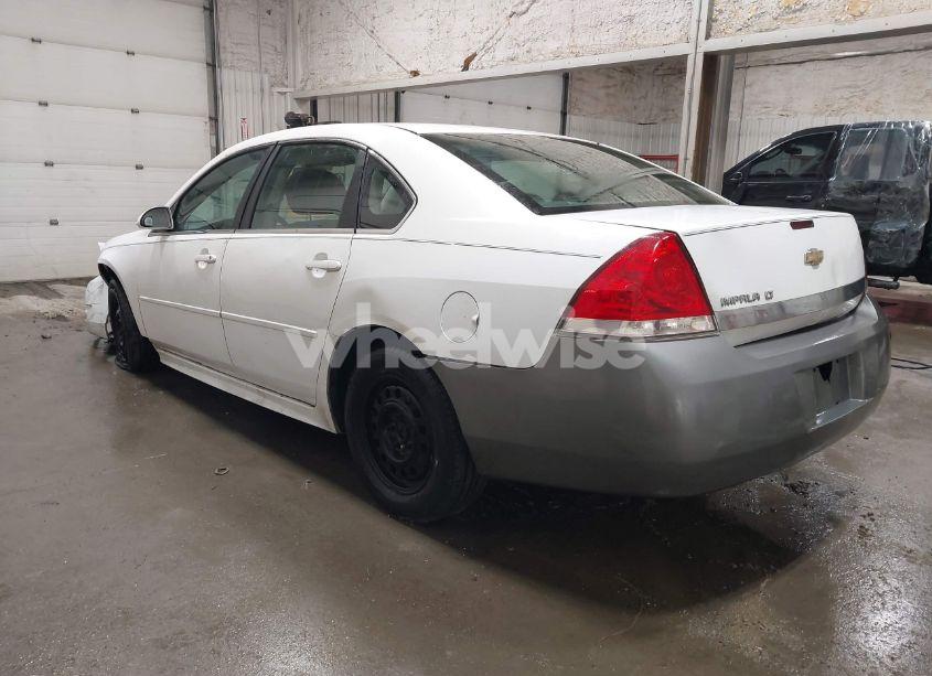 Photo 3 of 2010 Chevrolet Impala LT (VIN 2G1WB5EN1A1209249)