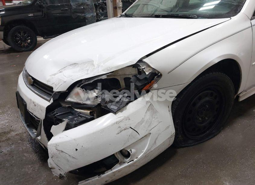 Photo 6 of 2010 Chevrolet Impala LT (VIN 2G1WB5EN1A1209249)