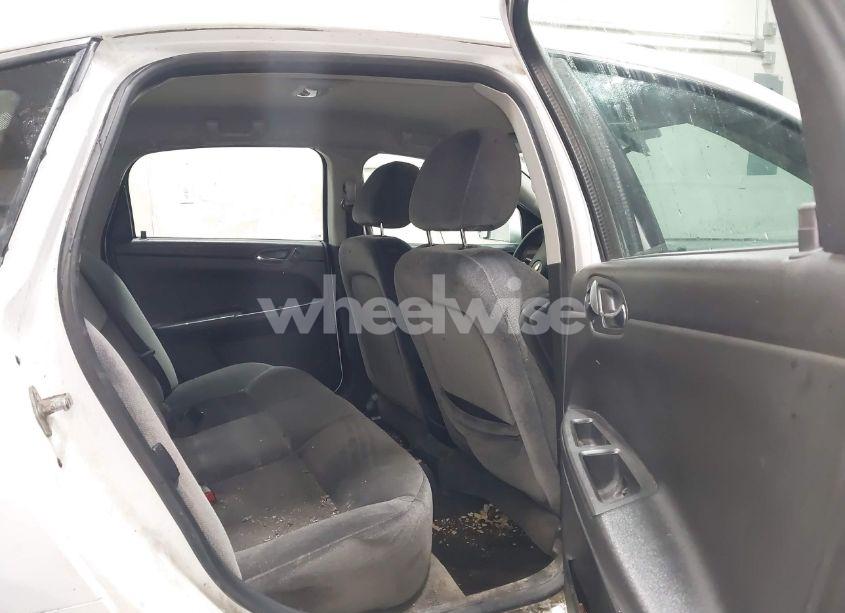 Photo 8 of 2010 Chevrolet Impala LT (VIN 2G1WB5EN1A1209249)